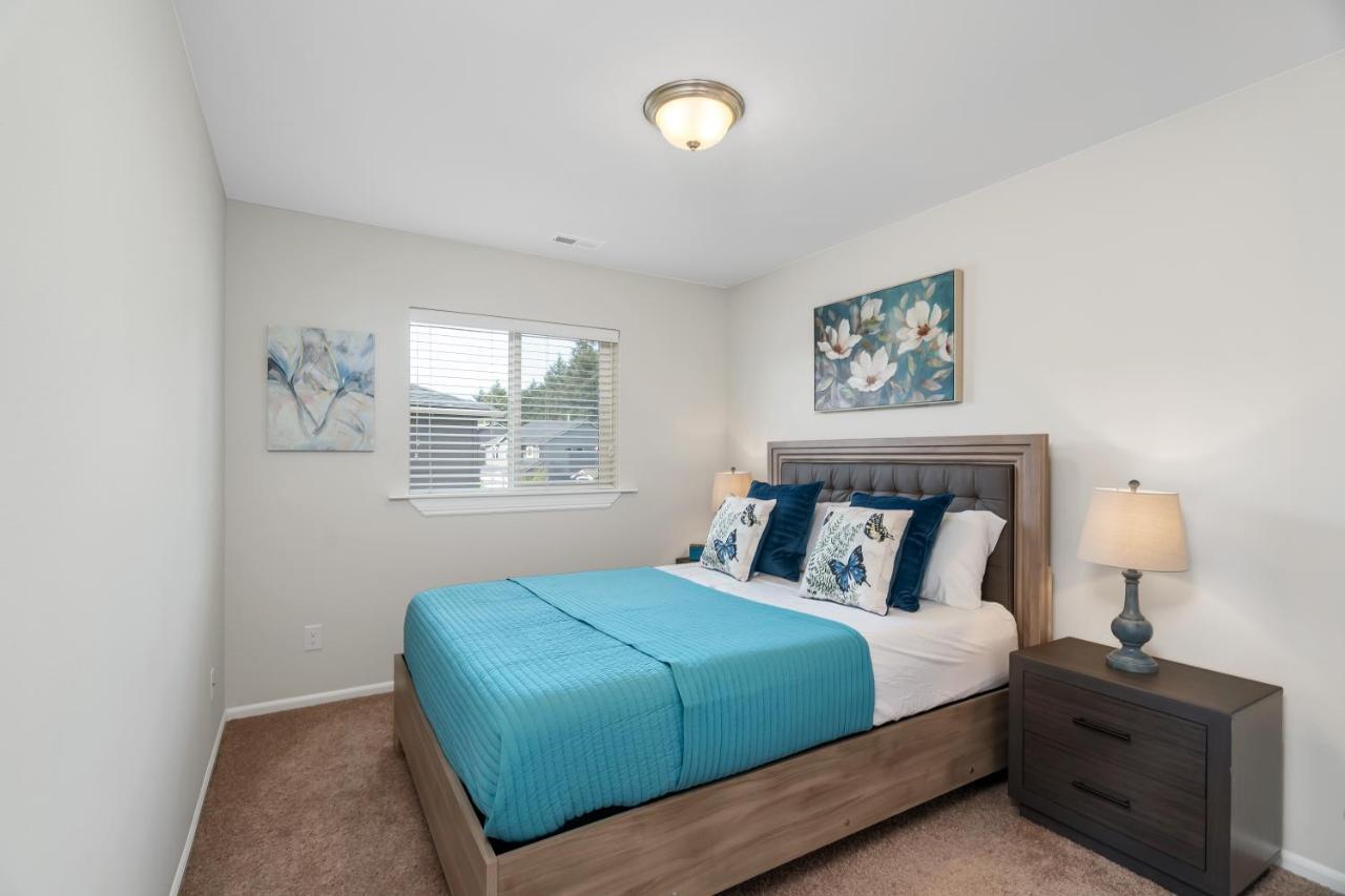 Terra House Tacoma - Ev Power Station, Crib, Stroller, High Chair Bagian luar foto